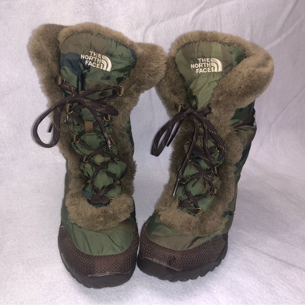 The North Face Nuptse Down Winter Books